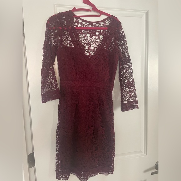 Burgundy Lulu’s Lace Dress - Picture 1 of 4